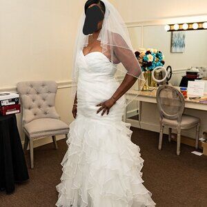 I am selling my dress and accessories